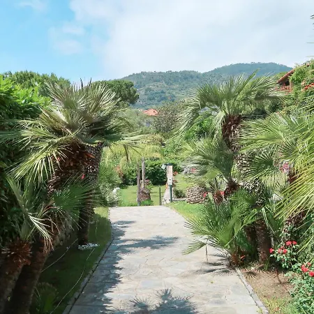 Locazione Turistica Green Garden - Vma293 Holiday home